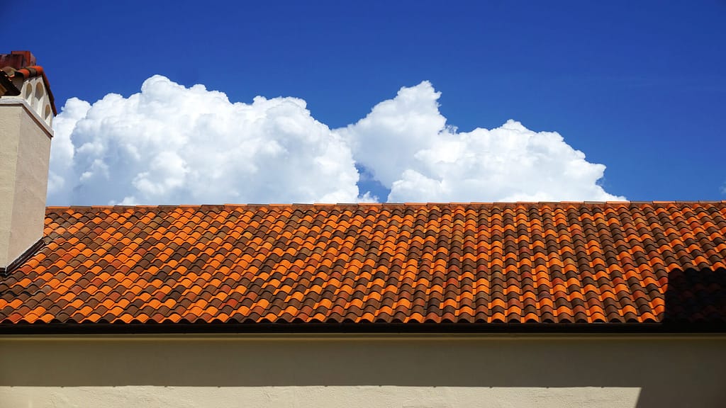 What roof lasts 30 years