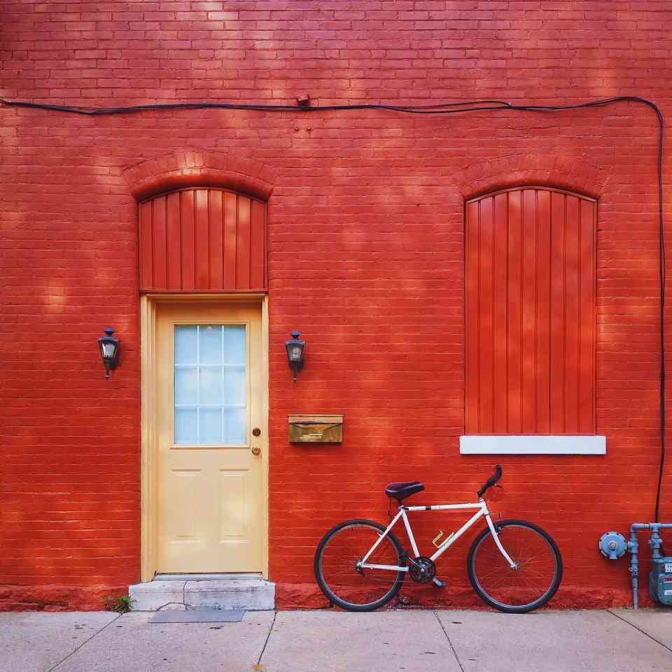 an unsecure front door